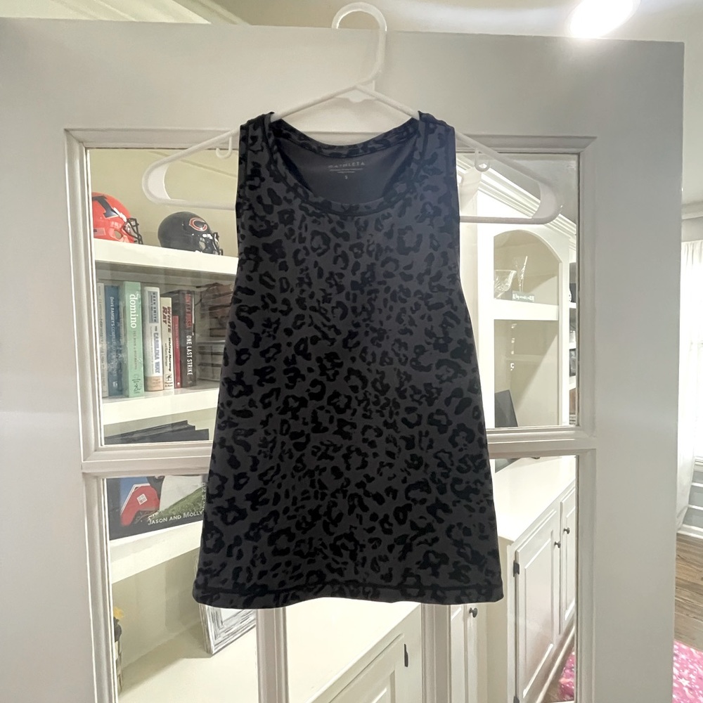 Athleta crop top